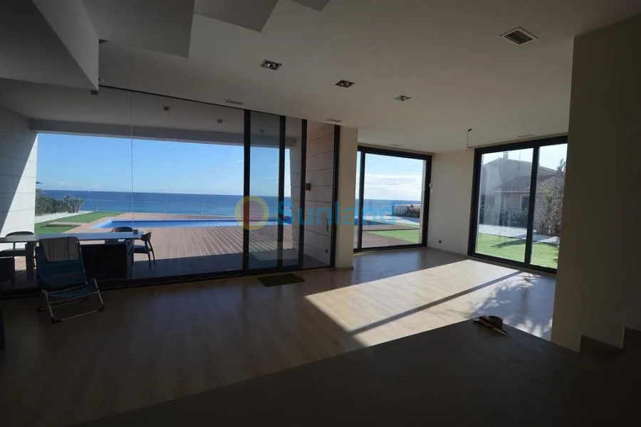 Resale - Villa - Orihuela Costa - Cabo Roig