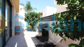 Resale - Villa - Los Montesinos - 