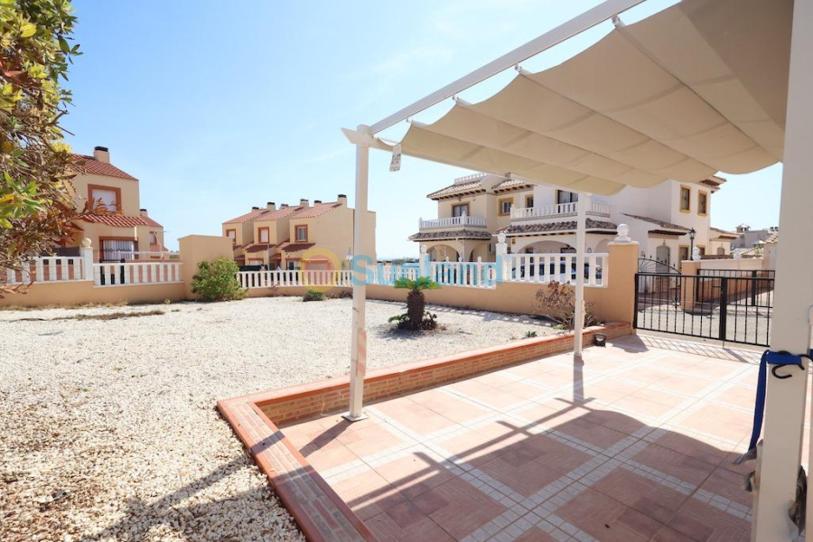 Brukte eiendommer - Terraced house - Orihuela Costa - Montezenia