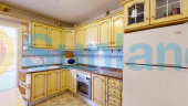 Resale - Apartamento - Torrevieja - Acequion