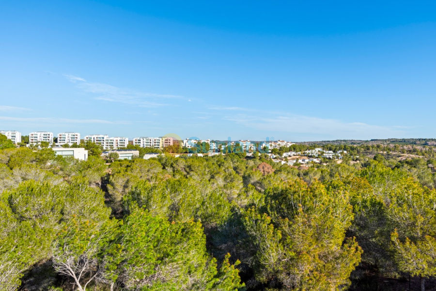 Resale - Villa - Las Colinas Golf Resort - Las Colinas golf