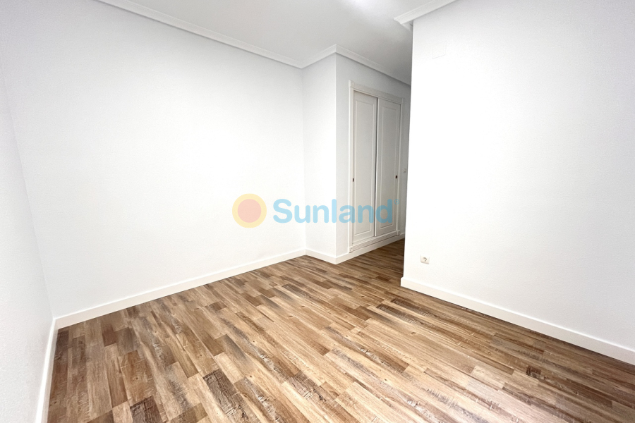 Resale - A - San Miguel De Salinas