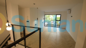 Resale - Apartment - Alicante