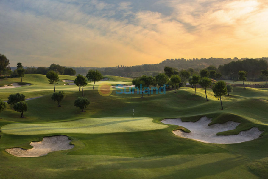 Вторичка - V - Las Colinas Golf Resort