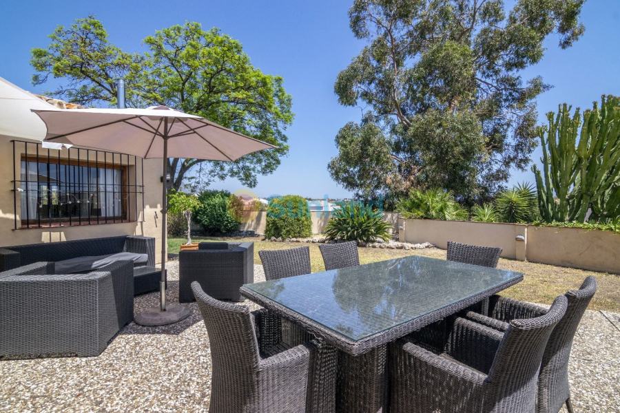 Resale - Villa - Benahavis - La Quinta
