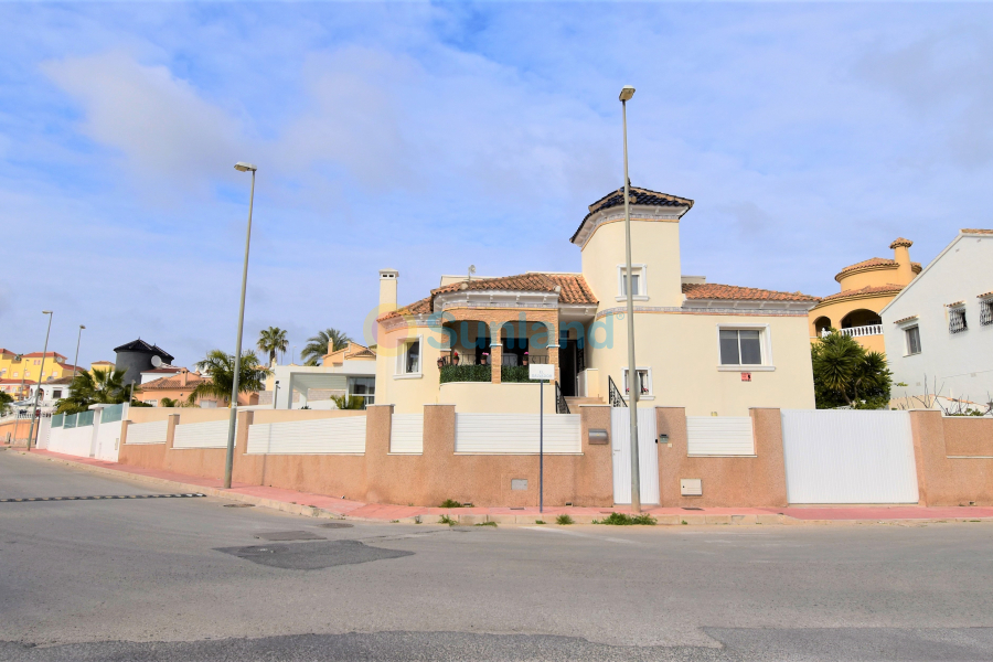 Brukte eiendommer - Villa - Orihuela Costa - Villamartin