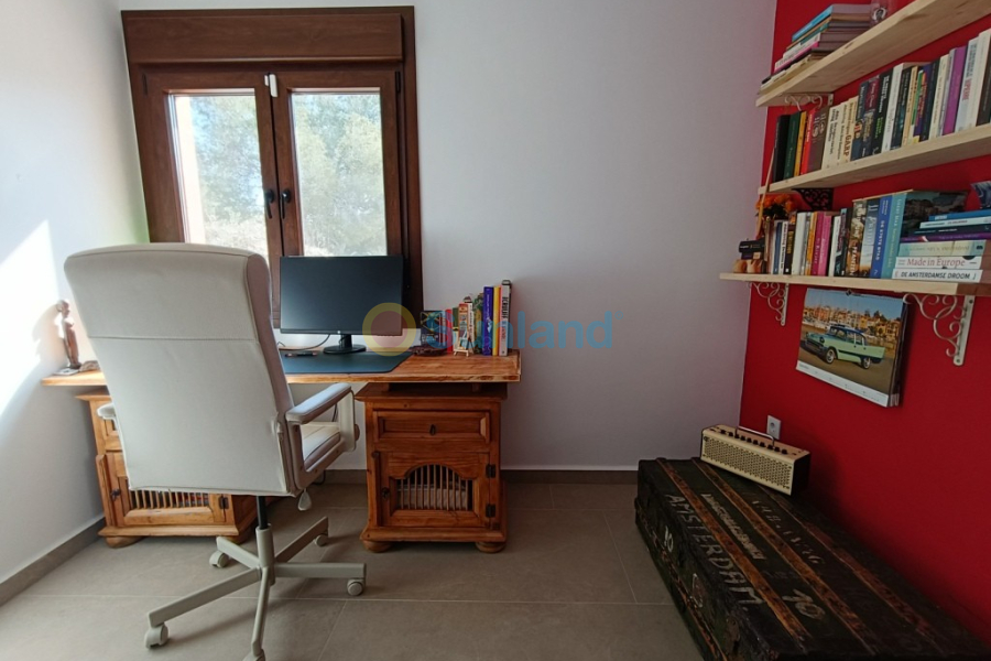 Resale - Villa - Pinar De Campoverde - 