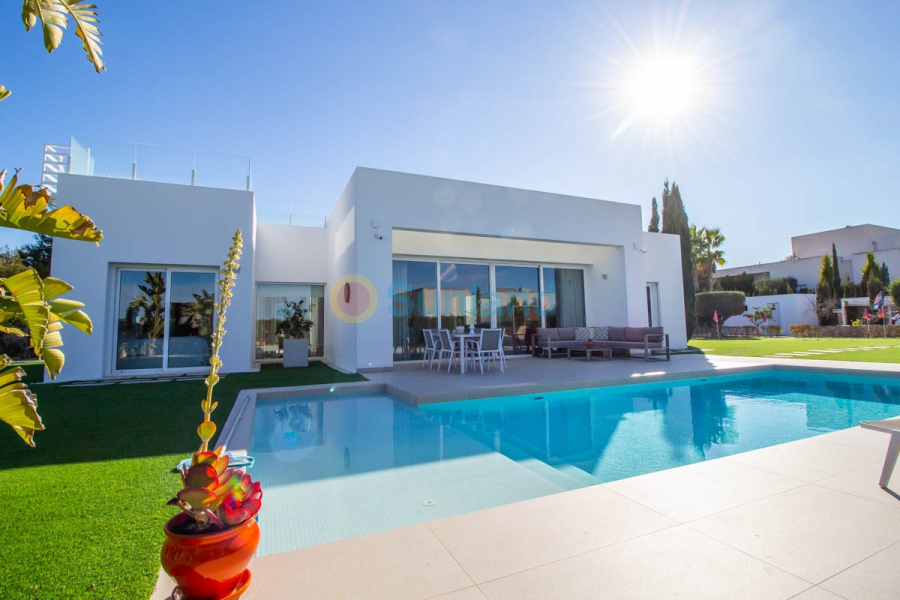 Brukte eiendommer - Villa - Orihuela - Las Colinas Golf