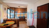 Resale - Apartment - Torrevieja - Aguas Nuevas