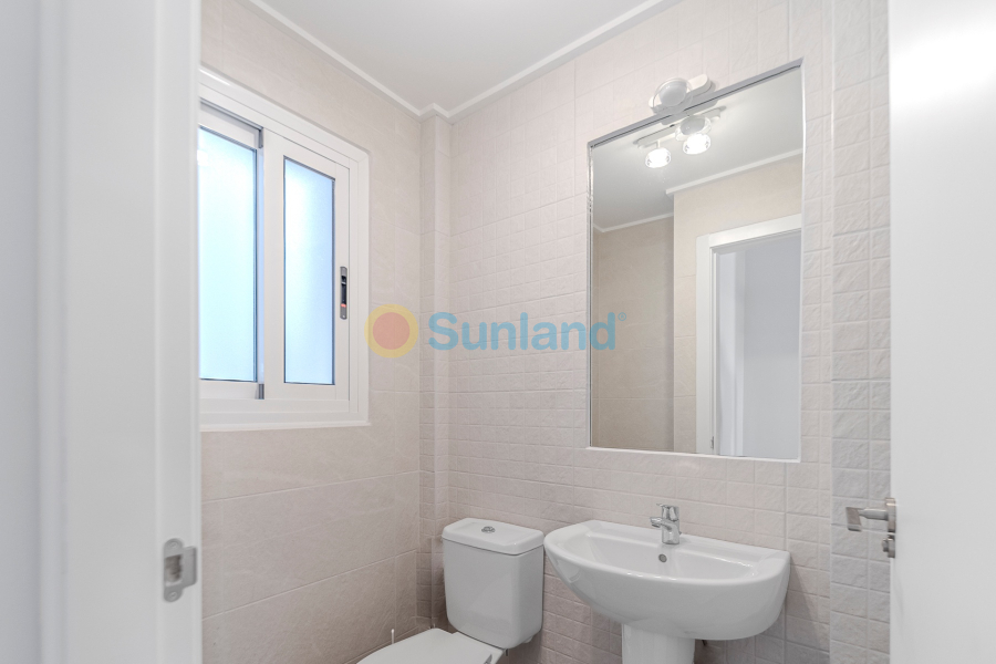 Resale - Townhouse - Los Balcones