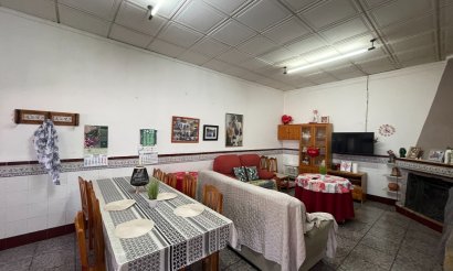 Resale - Villa - San Miguel de Salinas - pueblo