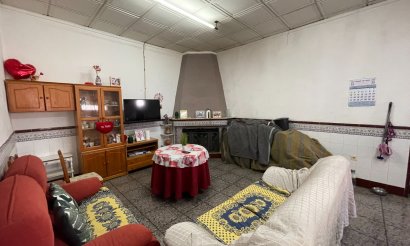 Resale - Villa - San Miguel de Salinas - pueblo