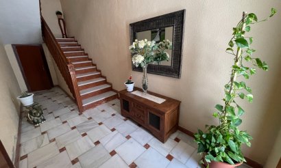 Resale - Villa - San Miguel de Salinas - pueblo