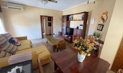 Resale - Villa - San Miguel de Salinas - pueblo