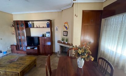 Resale - Villa - San Miguel de Salinas - pueblo