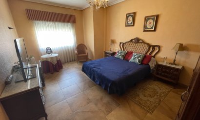 Resale - Villa - San Miguel de Salinas - pueblo