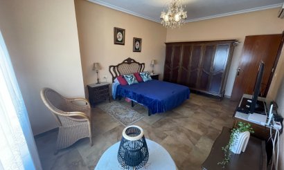 Resale - Villa - San Miguel de Salinas - pueblo