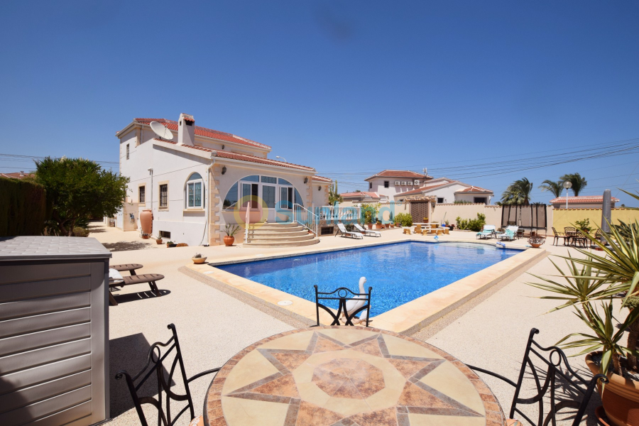 Resale - Detached Villa - Ciudad Quesada - Central Quesada