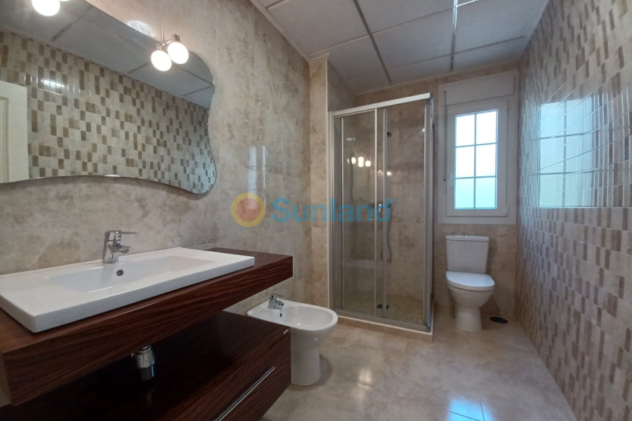 Вторичка - V - Cabo Roig