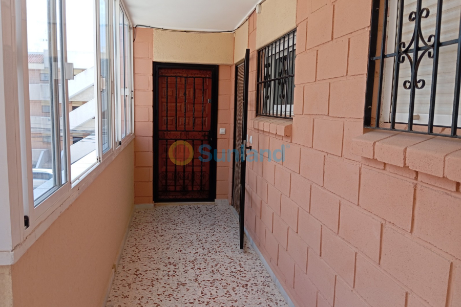 Resale - Apartment - Orihuela Costa - 