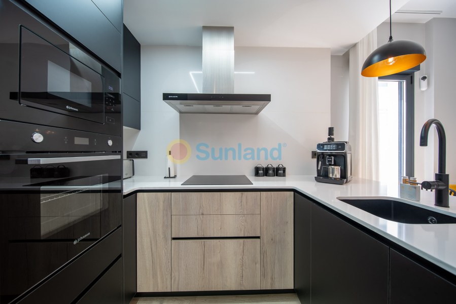 Resale - Apartamento - Torrevieja - Punta Prima