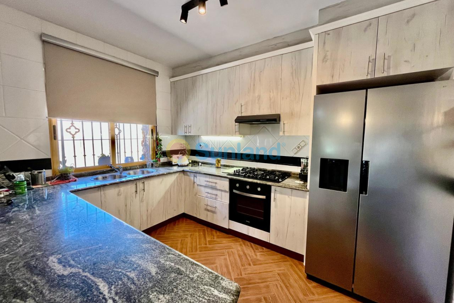 Resale - C - Fortuna - 