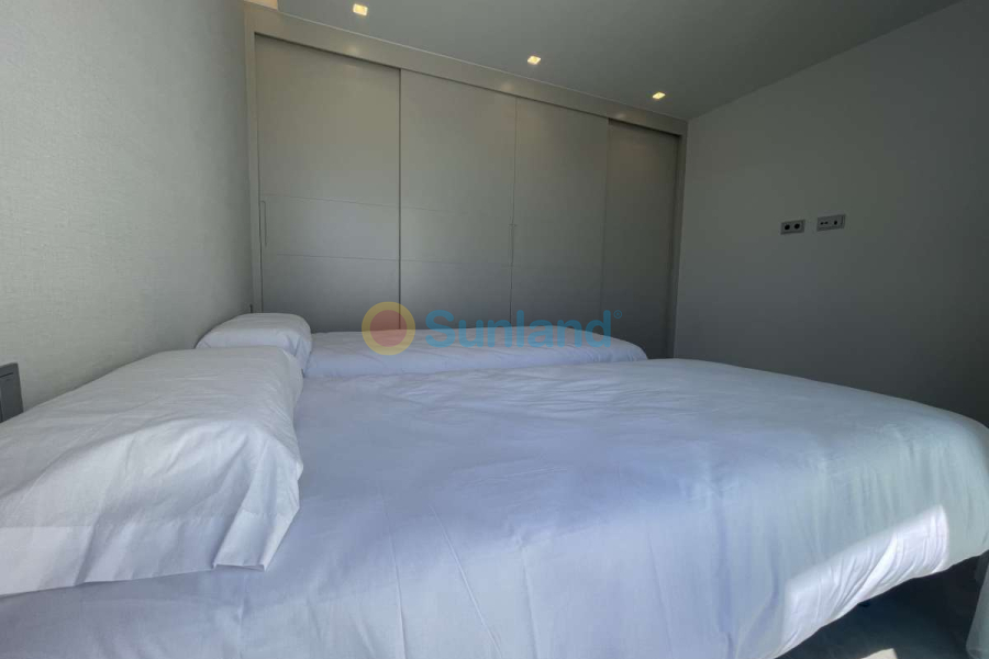Resale - Villa - Orihuela - Las Colinas Golf
