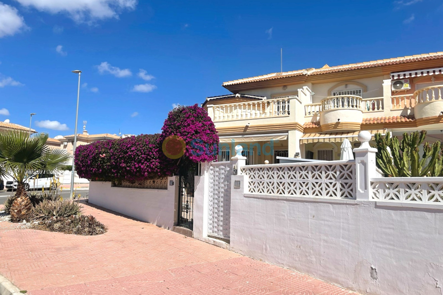 Вторичка - Semi-detached - Ciudad Quesada - Doña Pepa