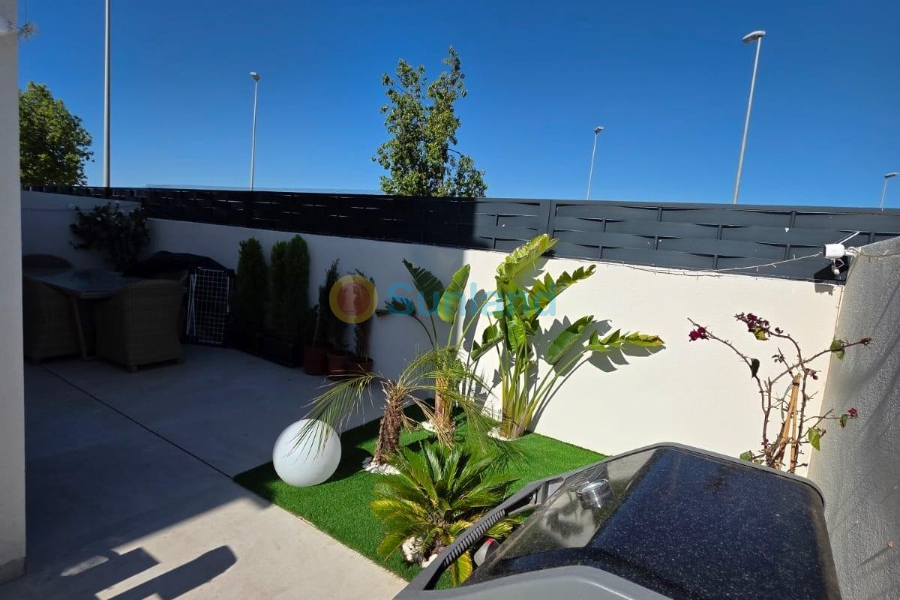 Segunda mano - Chalet - Benijofar