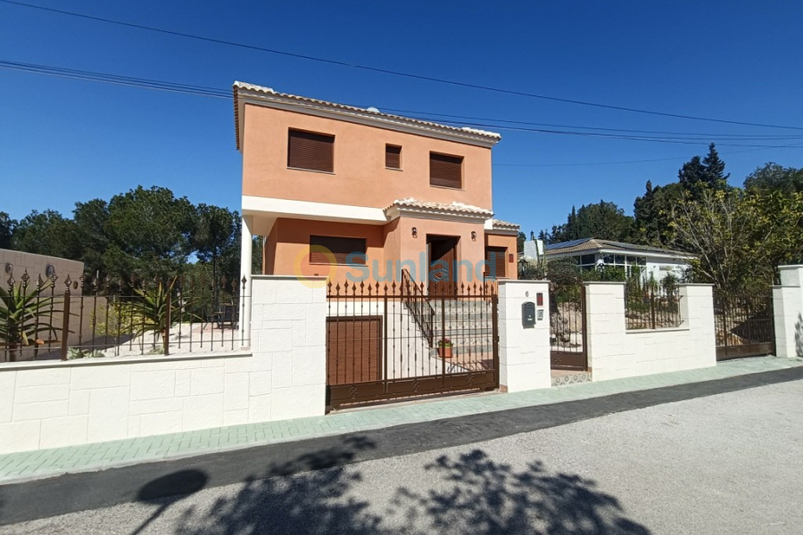 Resale - Villa - Pinar De Campoverde - 