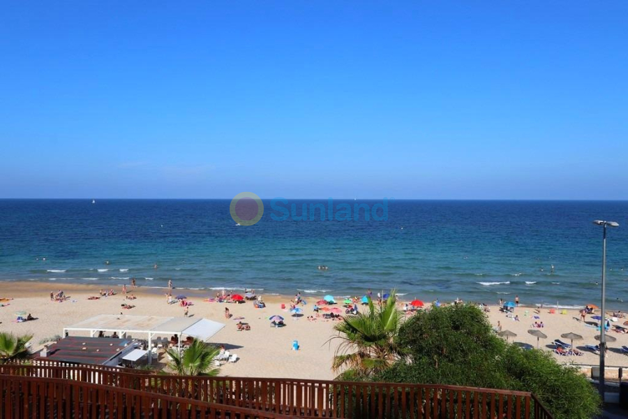 Resale - Bungalow - Orihuela costa - Mil Palmeras