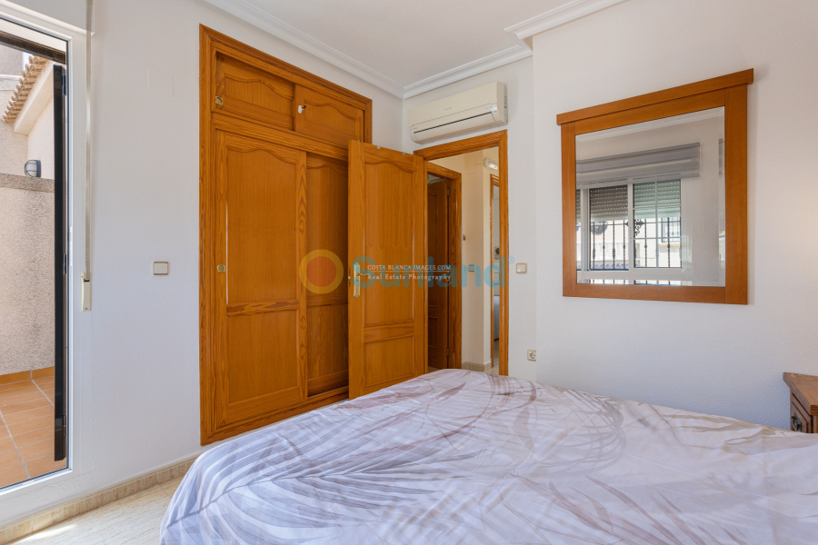 Brukte eiendommer - Semi - Detached Villa - Guardamar del Segura - Urb el raso