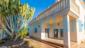 Resale - Villa - Orihuela Costa - Cabo Roig