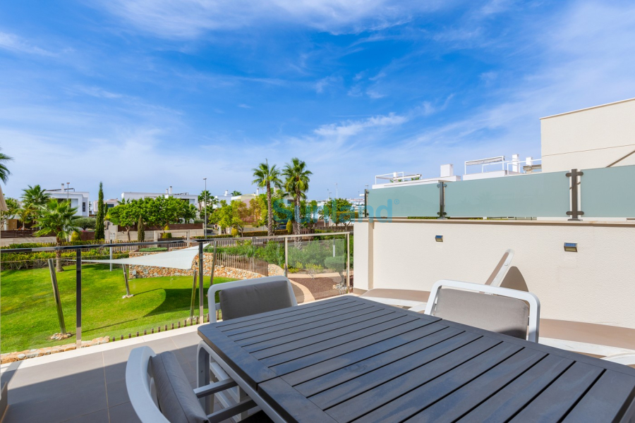 Resale - Apartment - Orihuela - Vistabella