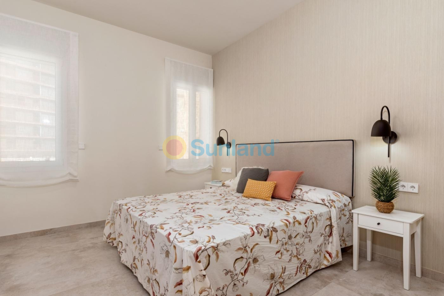 Resale - Apartment - La Manga del Mar Menor - 