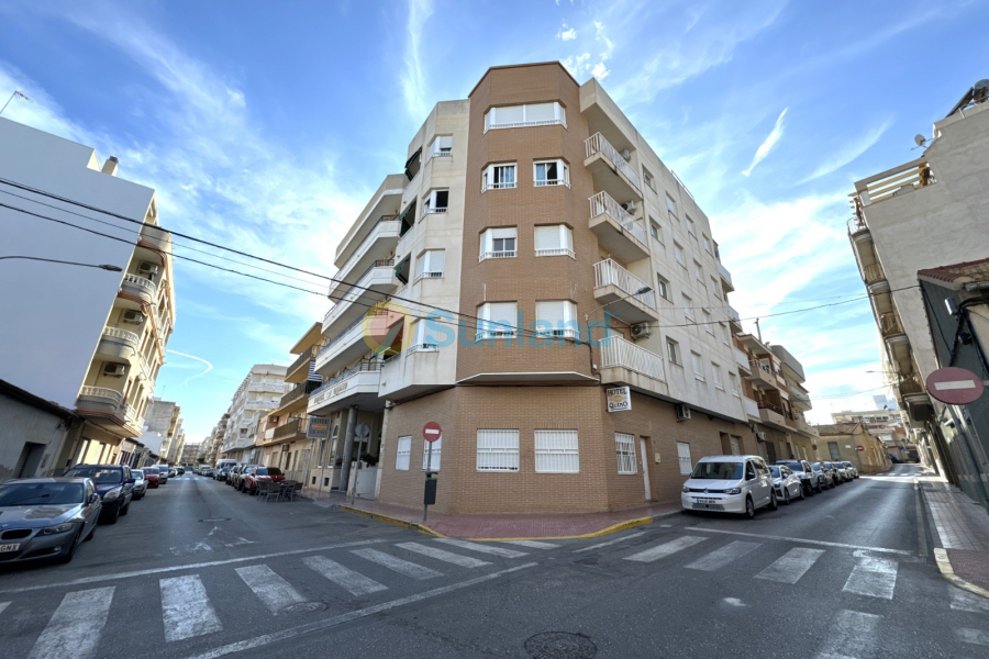 Resale - Apartment - Guardamar del Segura - 