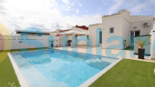 Resale - Villa - Torrevieja - San Luis