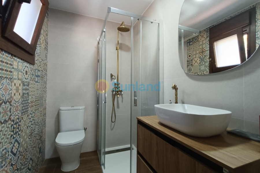 Resale - Villa - Pinar De Campoverde - 