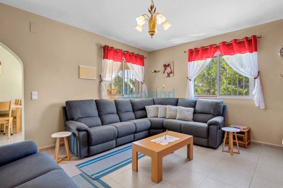 Resale - Villa - Ciudad Quesada