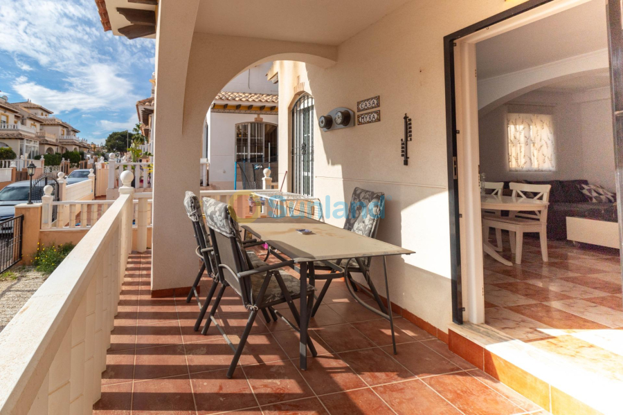 Brukte eiendommer - Terraced house - Orihuela Costa - Lomas De Cabo Roig