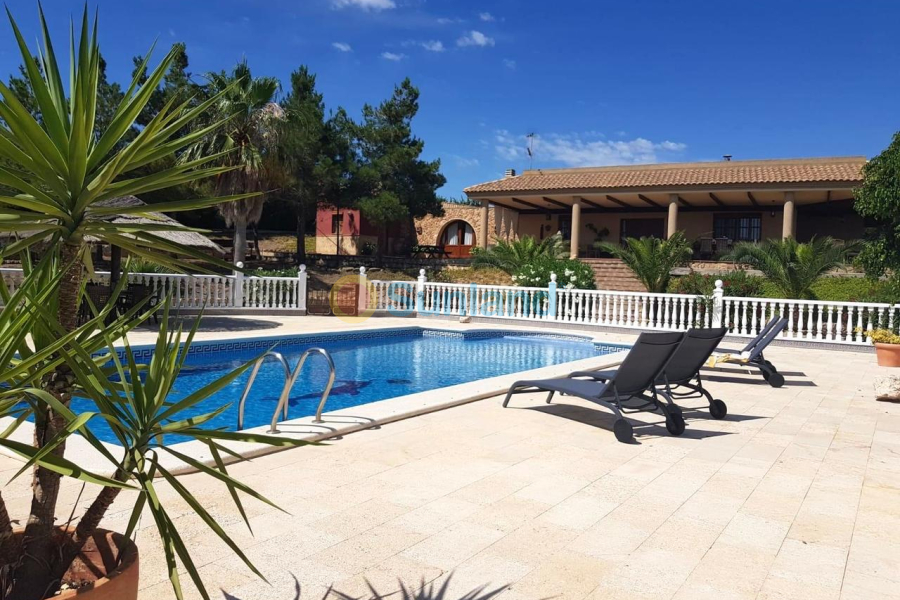 Segunda mano - C - El Esparragal