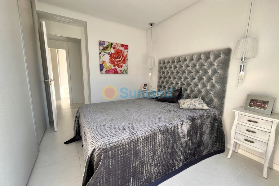 Segunda mano - V - Los Dolses