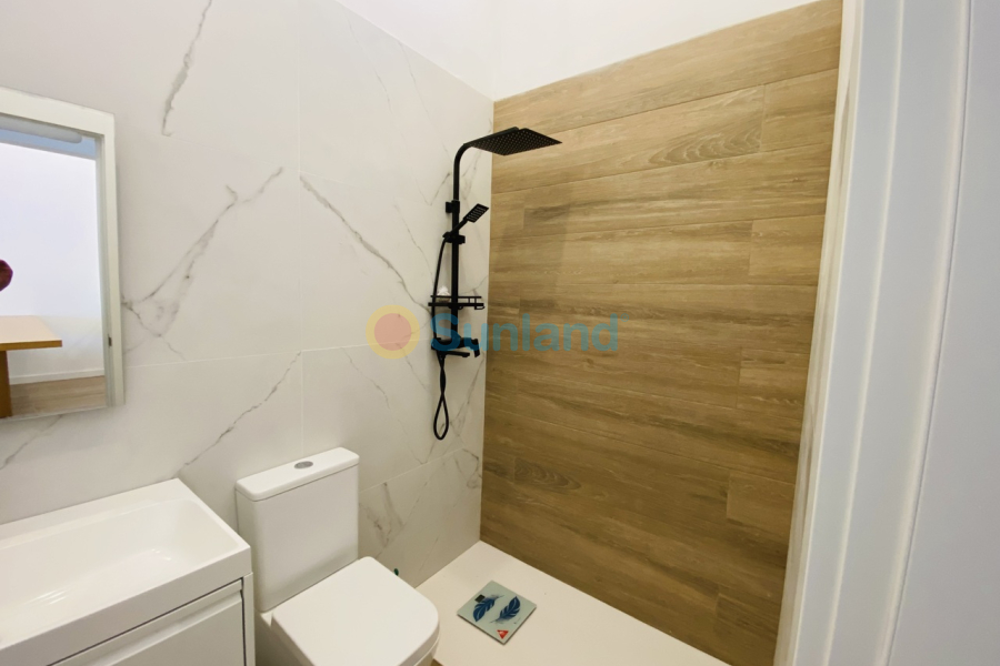 Segunda mano - B - Playa Flamenca