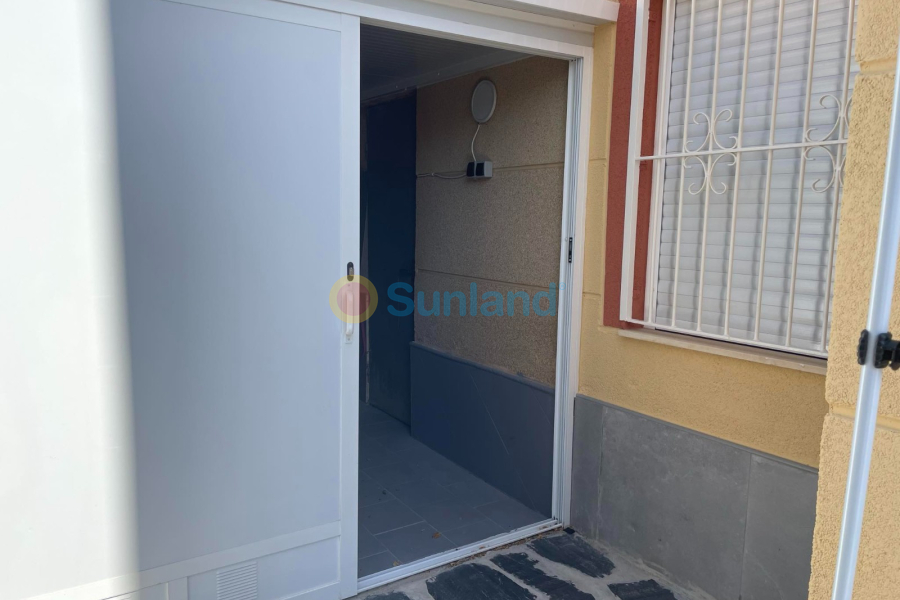 Resale - Apartment - Torrevieja