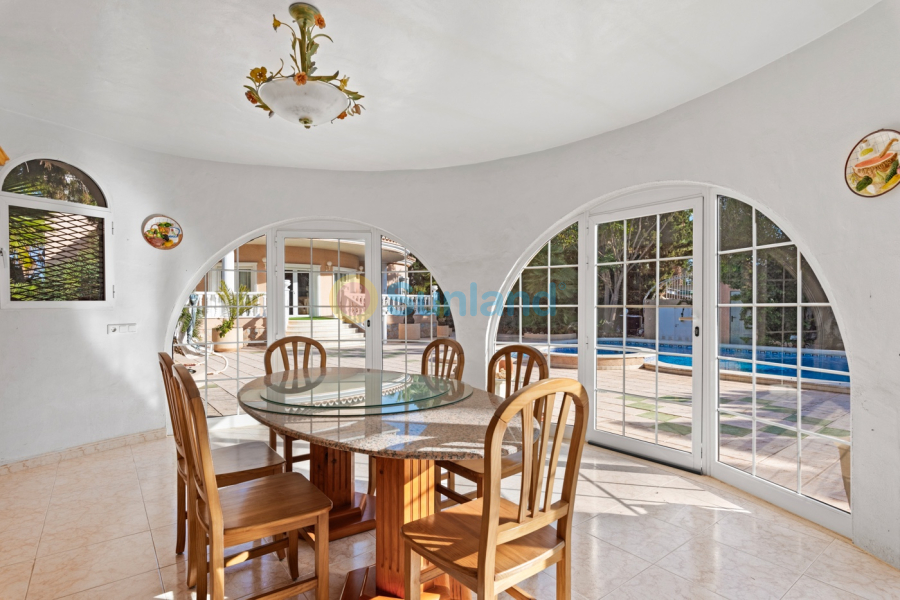 Вторичка - Bилла - Ciudad Quesada - Doña Pepa