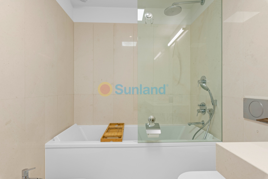 Resale - Apartment - Torrevieja - La Mata