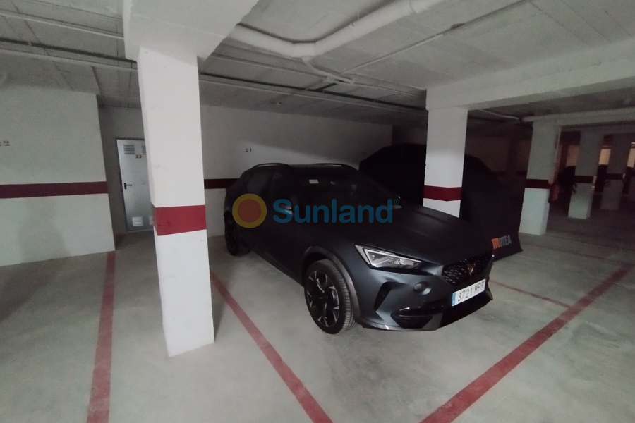 Resale - T - San Miguel De Salinas