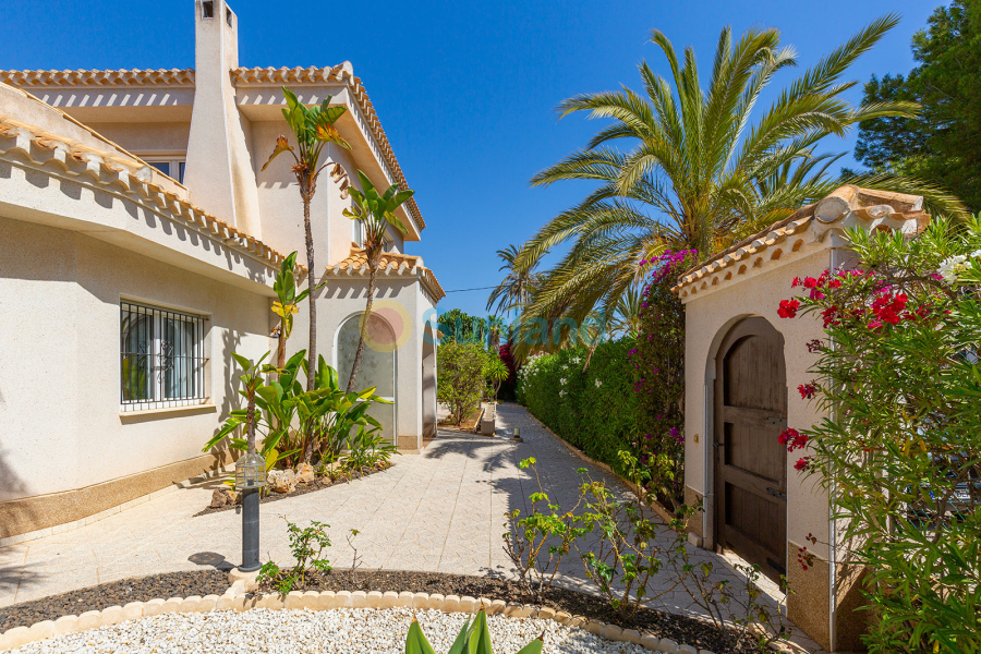 Вторичка - Bилла - Orihuela Costa - Cabo Roig