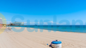 Resale - Apartment - La Manga del Mar Menor - 