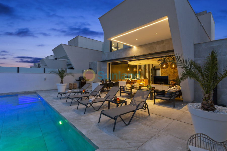 Resale - Villa - Ciudad Quesada